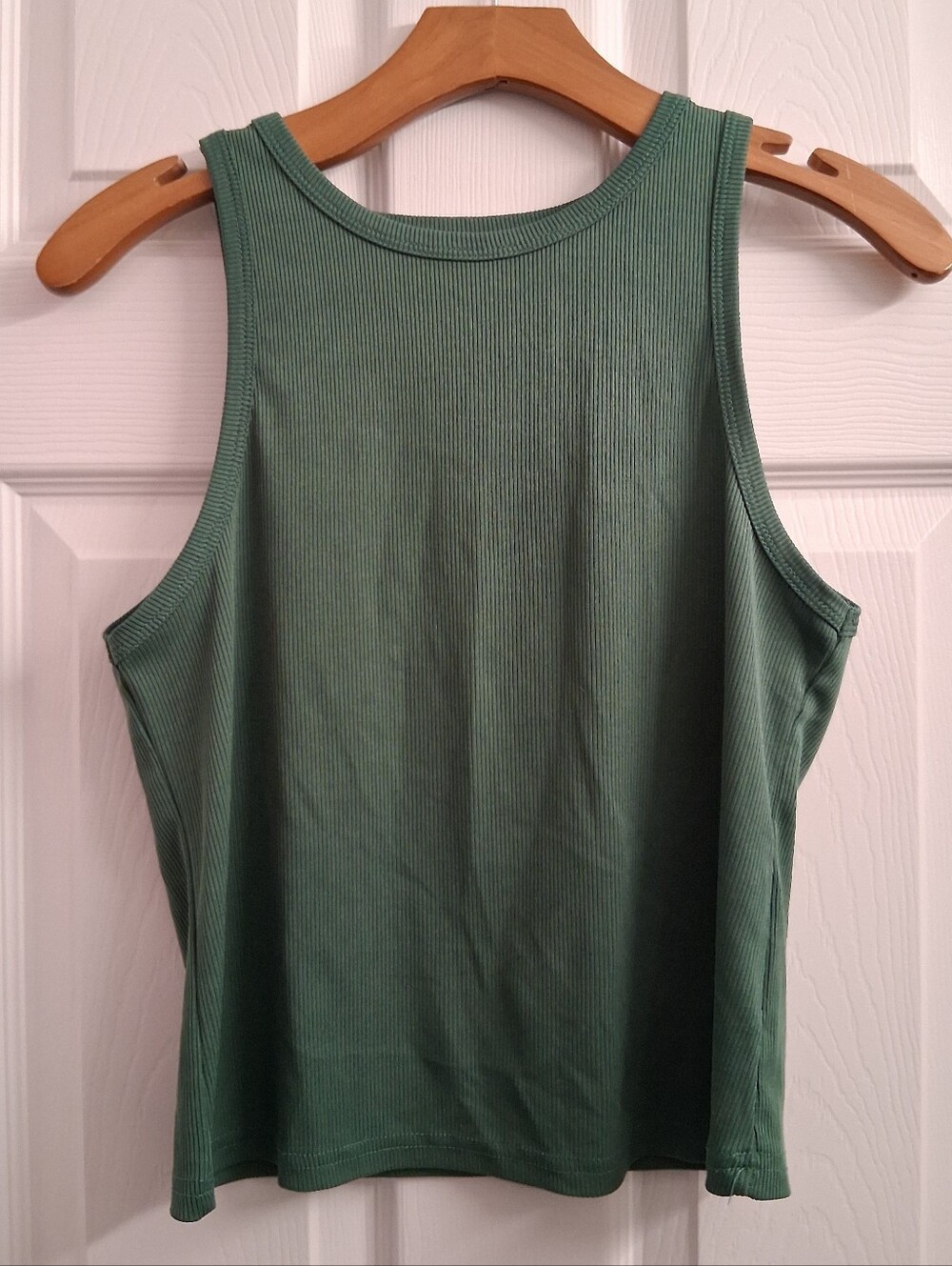 Green Cropped Tank Top Medium